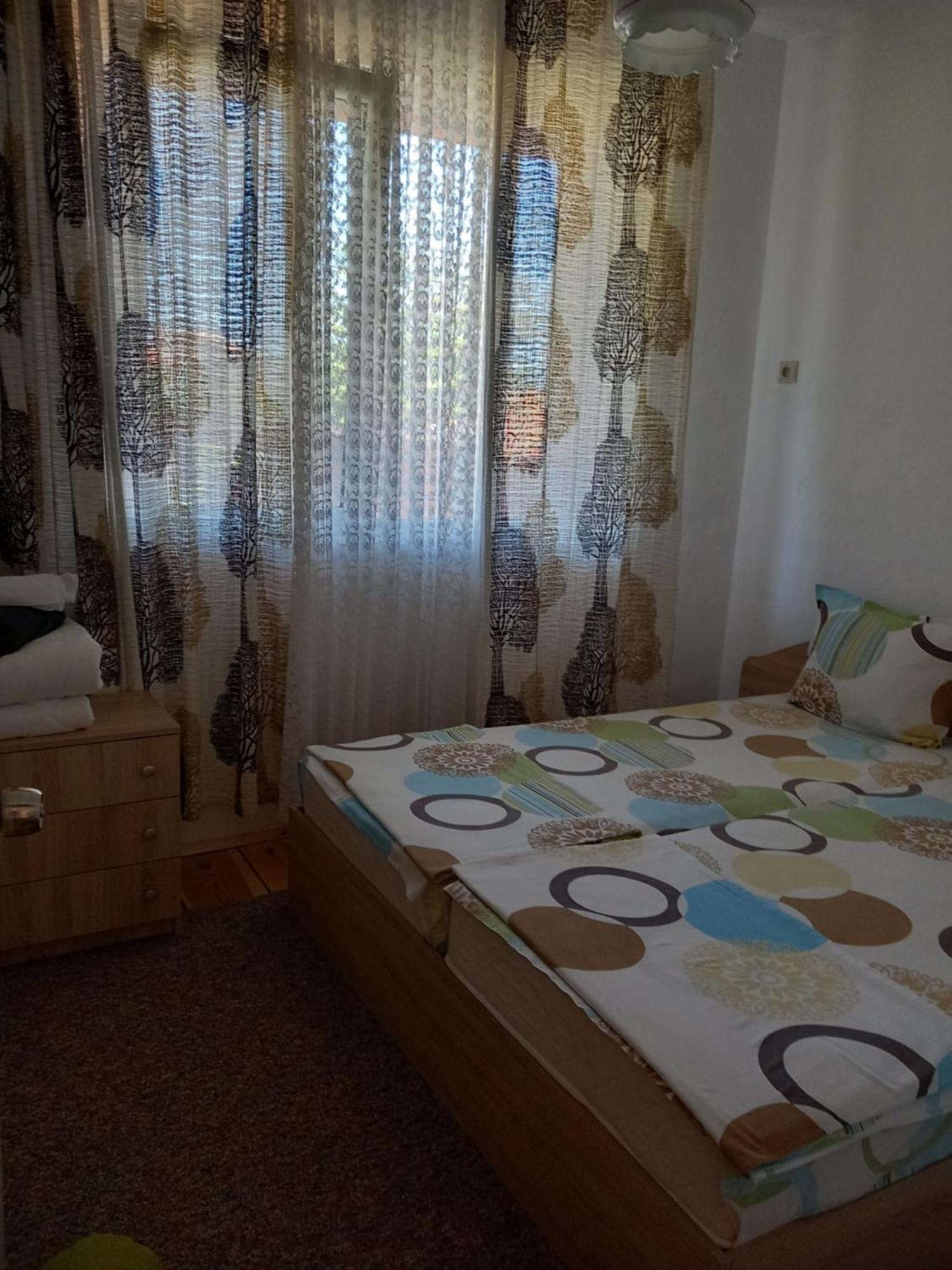 Vibo Guesthouse Saparewa Banja Zimmer foto