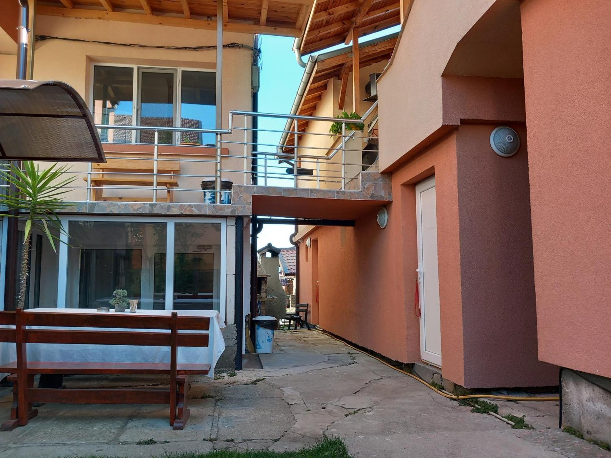 Vibo Guesthouse Saparewa Banja Exterior foto