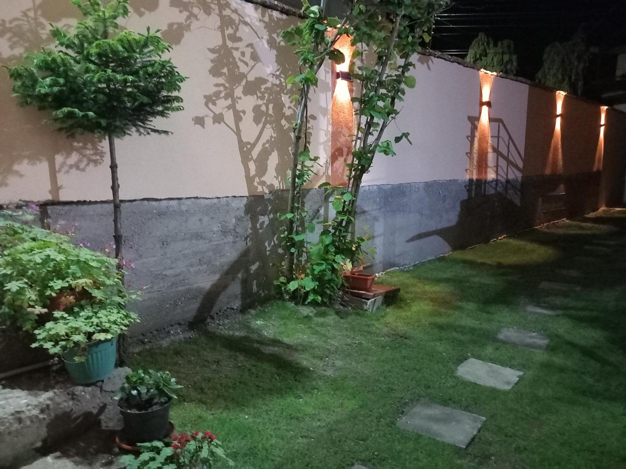 Vibo Guesthouse Saparewa Banja Exterior foto